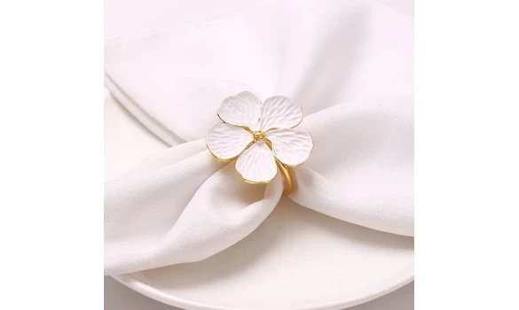 Rond de serviette fleur blanche