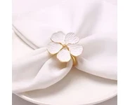 Rond de serviette fleur blanche